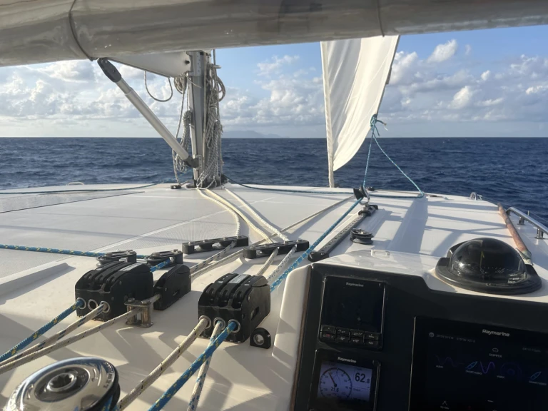Vermietung Katamaran Leopard Catamarans / Robertson & Caine mit Führerschein