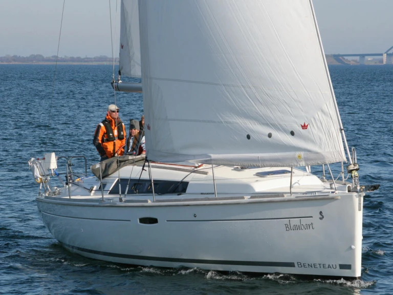 Segelboot mit oder ohne Skipper Bénéteau mieten in Flensburg