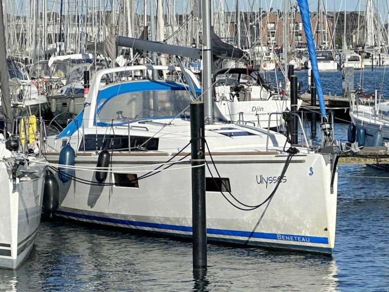 Vermietung Segelboot Bénéteau mit Führerschein