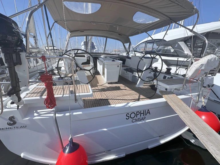 Ein Bénéteau Oceanis 46.1 mieten in Can Pastilla