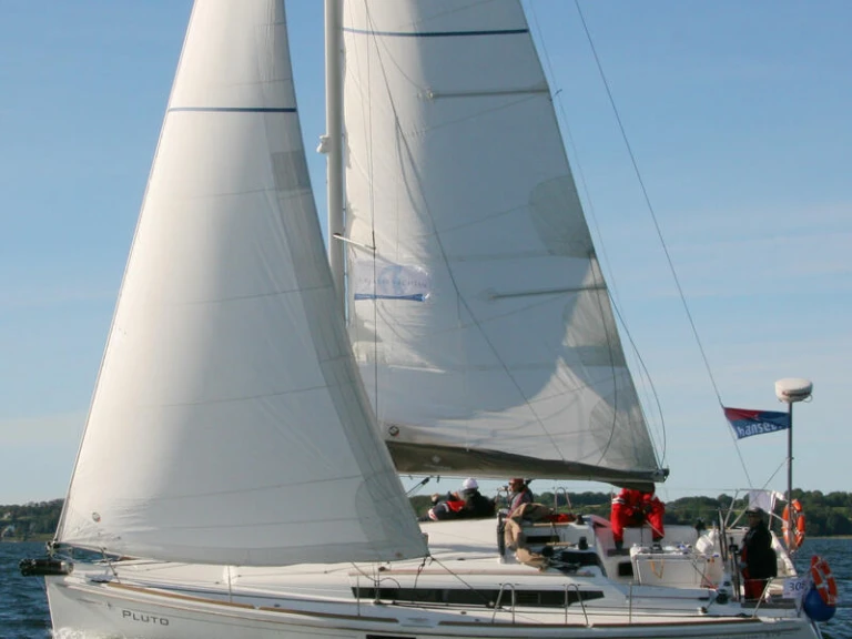 Bootsverleih Jeanneau Sun Odyssey 379 Flensburg Samboat