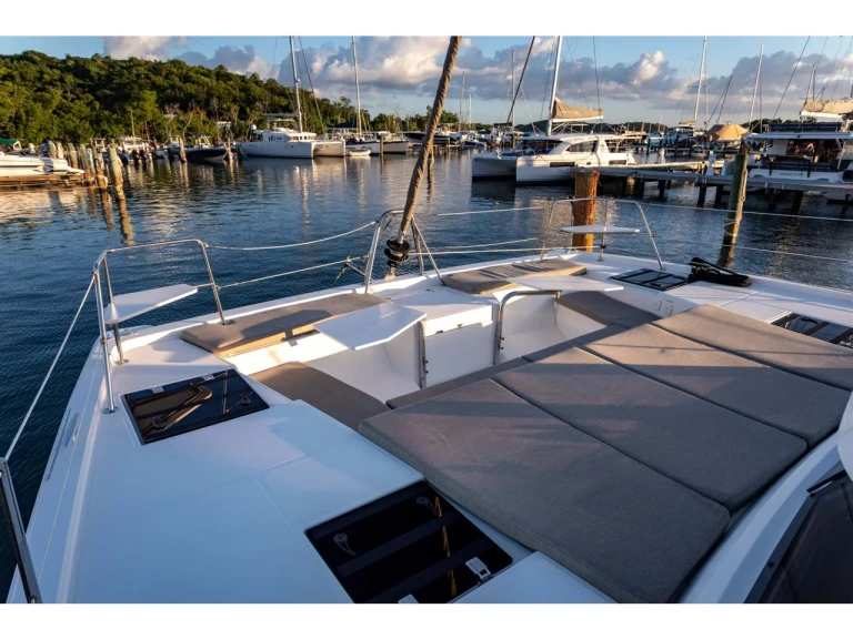 Bootsverleih Bali Bali Catspace Voile Saint George's Samboat