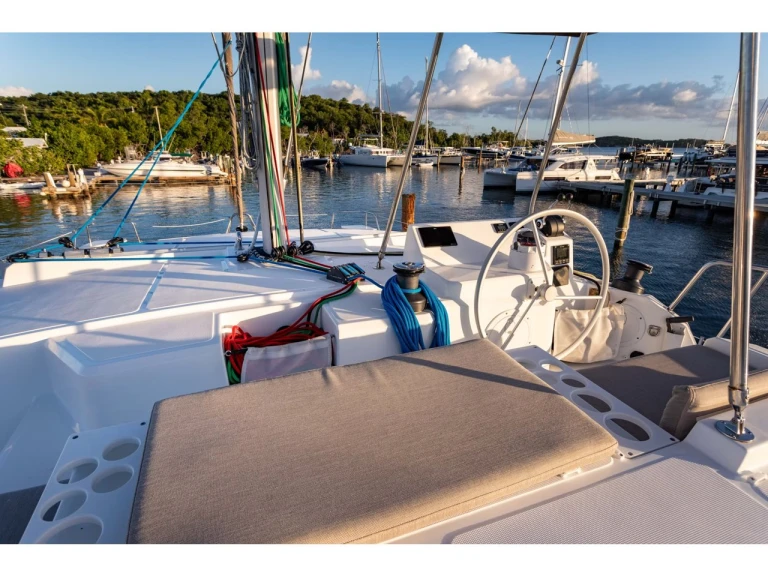 Katamaran mit oder ohne Skipper Bali mieten in Saint George's