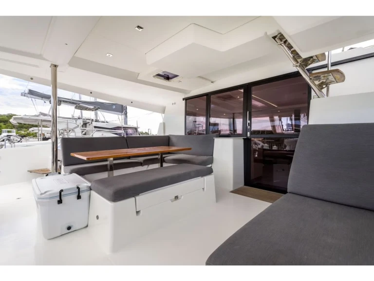 Ein Fountaine Pajot Saona 47 mieten in Saint George's