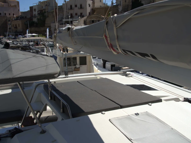 Ein Fountaine Pajot Fountaine Pajot Astréa 42 (Wm-Ac in dinette-Gen-Sol.Pan) mieten in Castellammare del Golfo