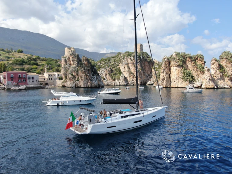 Boot mieten Castellammare del Golfo günstig Dufour 56 Exclusive (Ac in all cabins+Wm+Gen+Bbq)