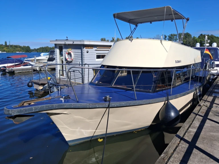 Hausboot mit oder ohne Skipper Motoryachten mieten in Wildau