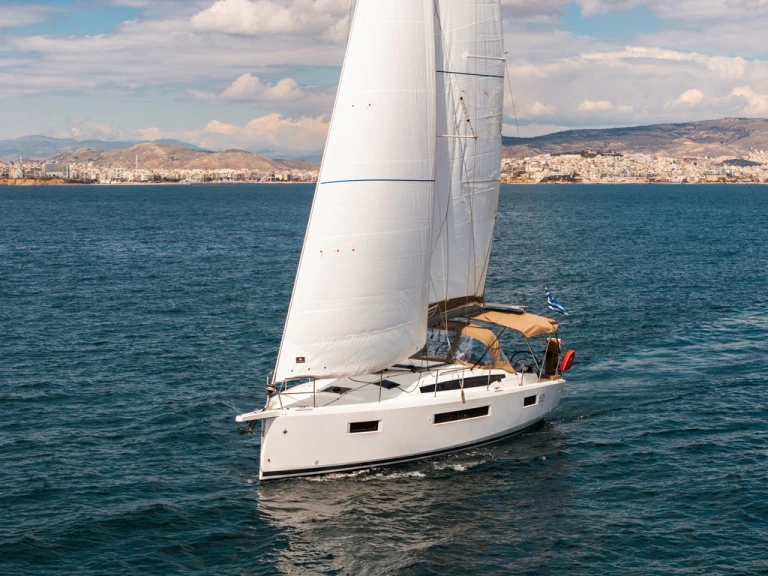Boot mieten Néa Péramos günstig Sun Odyssey 415