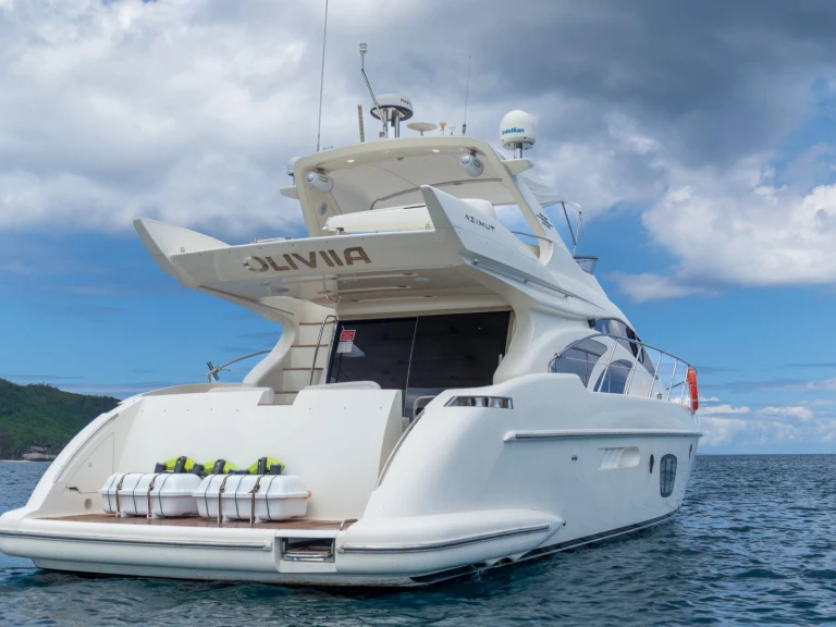 Yacht mit oder ohne Skipper Azimut mieten in Eden Island