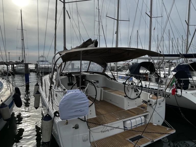 Segelboot mit oder ohne Skipper Jeanneau mieten in Chioggia