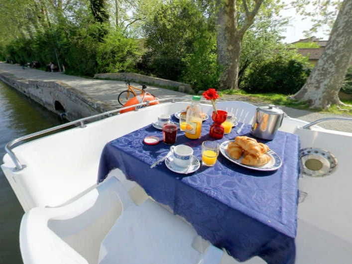 Motorboot mieten in Saint-Gilles du Gard zum besten Preis