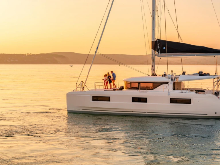 Boot mieten Pianottoli-Caldarello günstig Lagoon 46