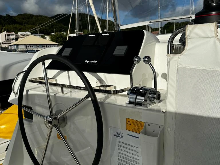 Katamaran mieten in Le Marin - Lagoon Lagoon 42