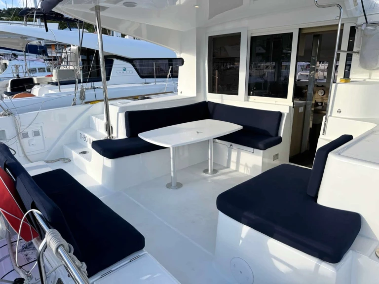 Boot mieten Le Marin günstig Lagoon 40