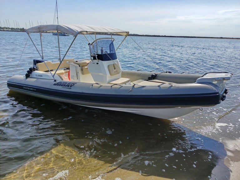 Motorboot mieten in Port-Camargue zum besten Preis