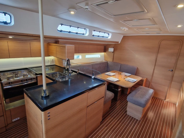 Segelboot mit oder ohne Skipper X-Yachts mieten in Antibes