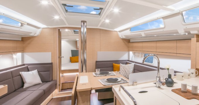 Hanse 418 technische daten | SamBoat