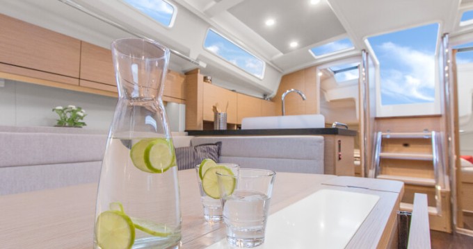 Hanse 418 technische daten | SamBoat